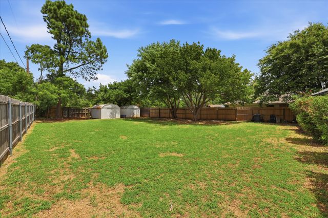 3509 Westgrove Drive, Arlington, TX 76001