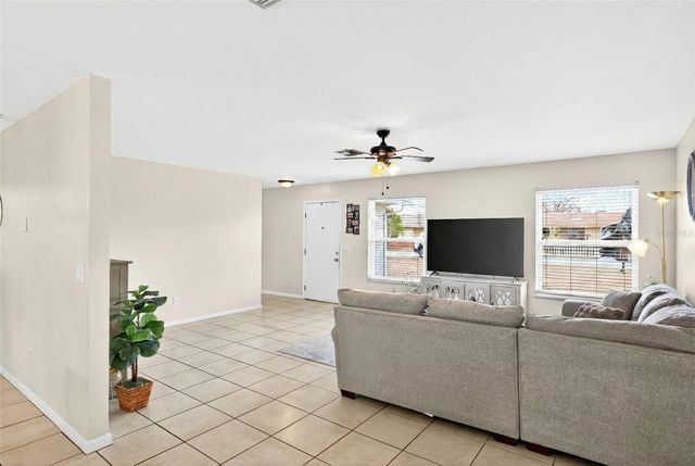 8810 SE 88TH PLACE, Ocala, FL 34472