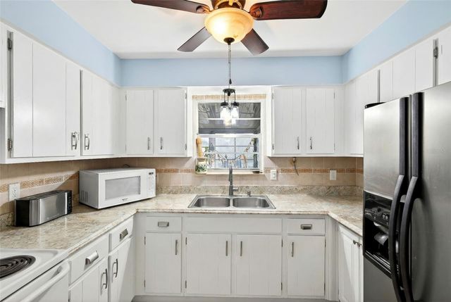 8810 SE 88TH PLACE, Ocala, FL 34472