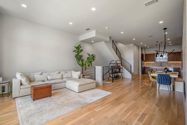 405 Detering Street, Houston, TX 77007