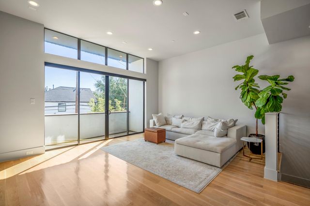 405 Detering Street, Houston, TX 77007