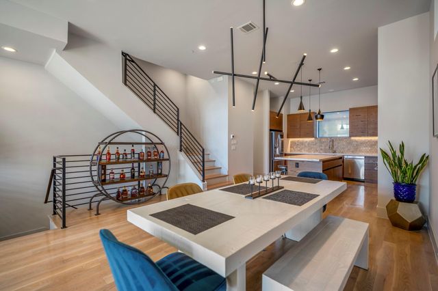 405 Detering Street, Houston, TX 77007