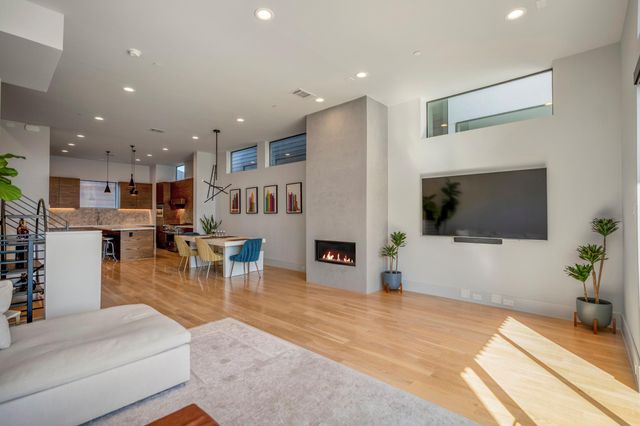 405 Detering Street, Houston, TX 77007