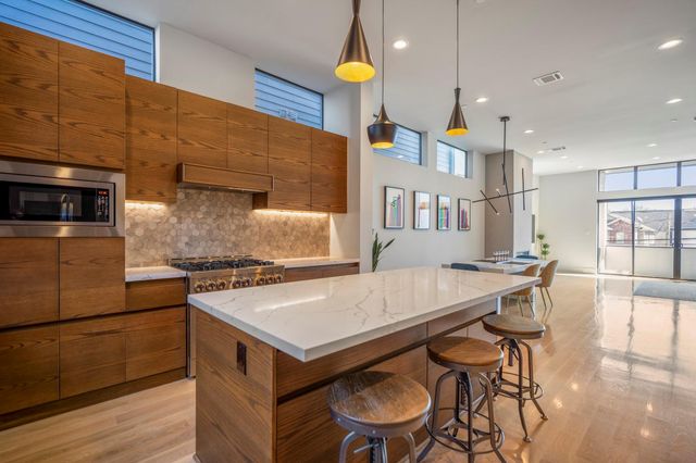 405 Detering Street, Houston, TX 77007