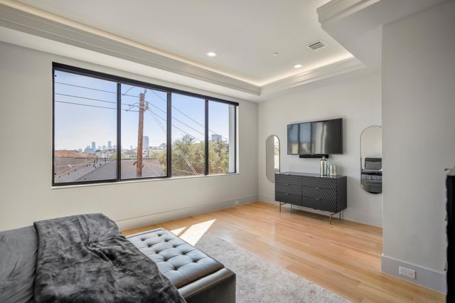 405 Detering Street, Houston, TX 77007