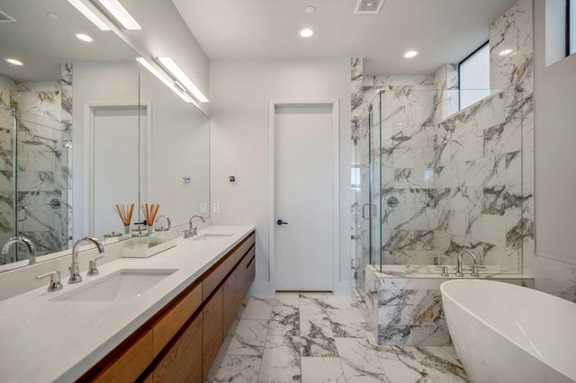 405 Detering Street, Houston, TX 77007