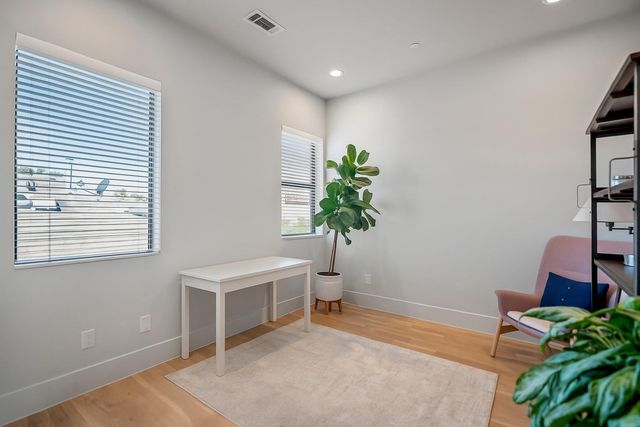 405 Detering Street, Houston, TX 77007