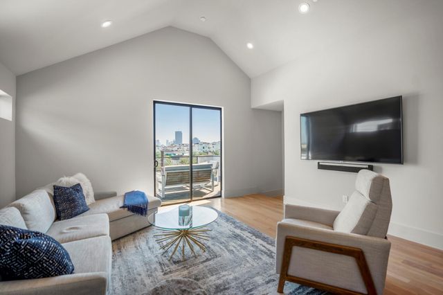 405 Detering Street, Houston, TX 77007