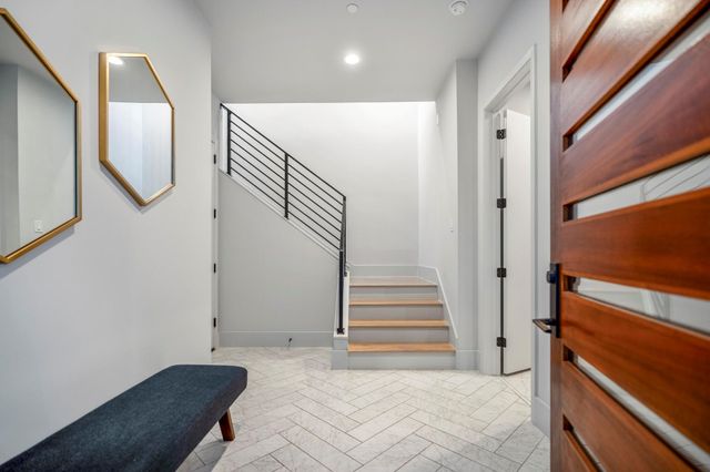 405 Detering Street, Houston, TX 77007