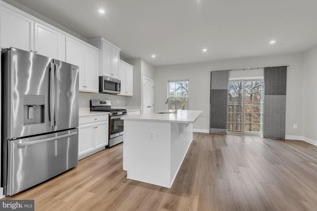 6024 WORKERS DR., Brooklyn Park, MD 21225