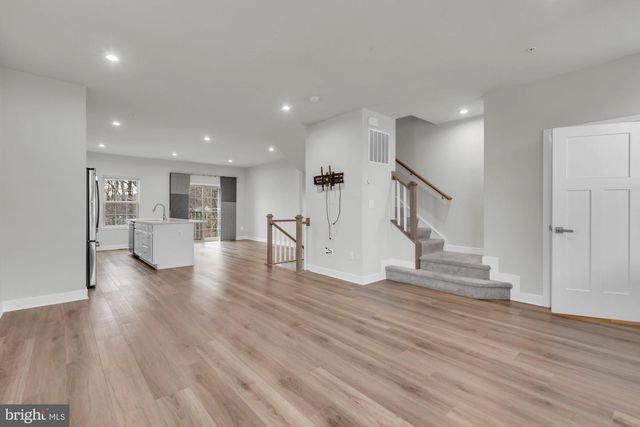 6024 WORKERS DR., Brooklyn Park, MD 21225