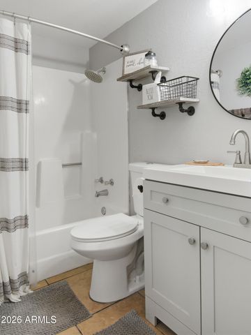 1342 W EMERALD Avenue 278, Mesa, AZ 85202