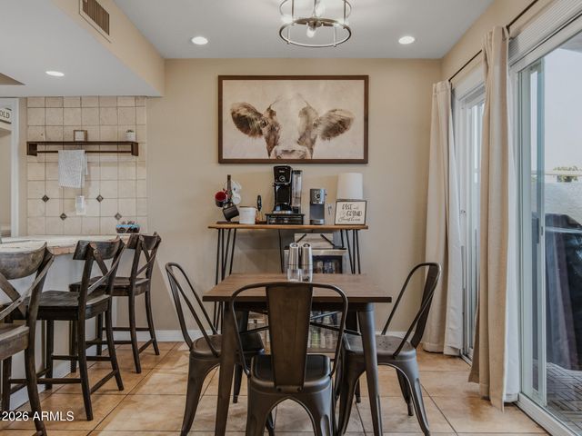 1342 W EMERALD Avenue 278, Mesa, AZ 85202