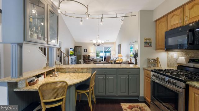 163 PROGRESS DR, Doylestown, PA 18901