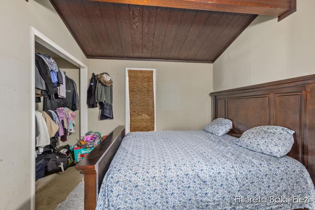 5640 Kraft Avenue SE, Grand Rapids, MI 49512