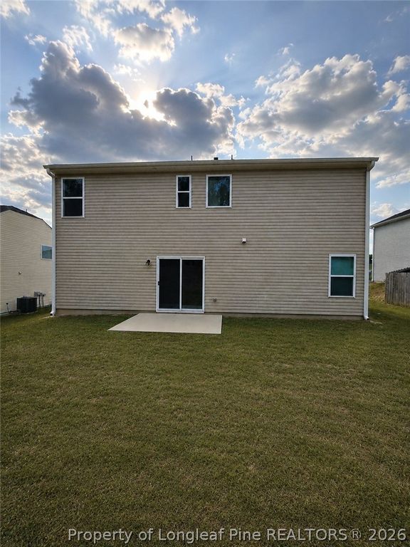 200 Hallow Oak Street, Spring Lake, NC 28390 — photo 2