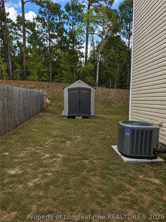 200 Hallow Oak Street, Spring Lake, NC 28390 — photo 3