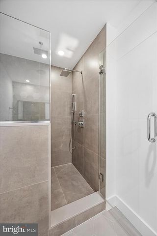 405 GREENWICH ST, Philadelphia, PA 19147