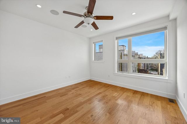 405 GREENWICH ST, Philadelphia, PA 19147