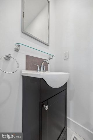 405 GREENWICH ST, Philadelphia, PA 19147