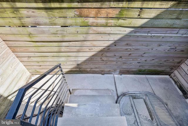 405 GREENWICH ST, Philadelphia, PA 19147