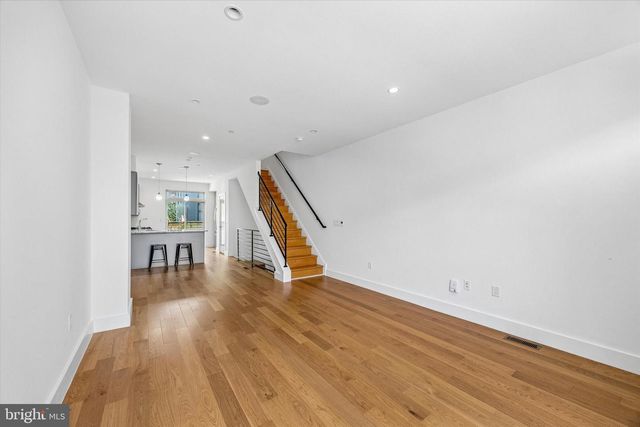 405 GREENWICH ST, Philadelphia, PA 19147