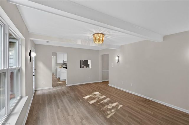 1136 Norcova CT, Chesapeake, VA 23320