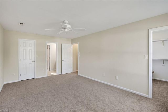 1136 Norcova CT, Chesapeake, VA 23320