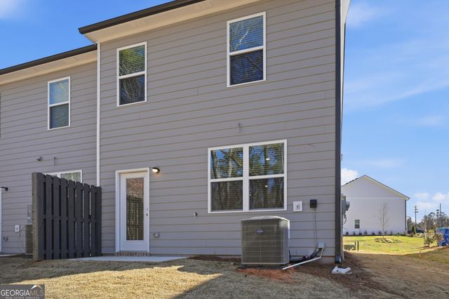 5971 Skylar Drive, Atlanta, GA 30336