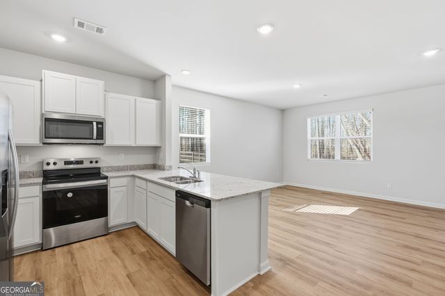 5971 Skylar Drive, Atlanta, GA 30336