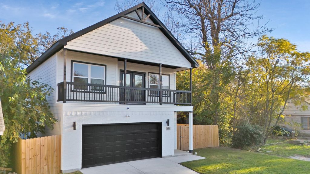 1636 Elsie Faye Heggins, Dallas, TX 75215