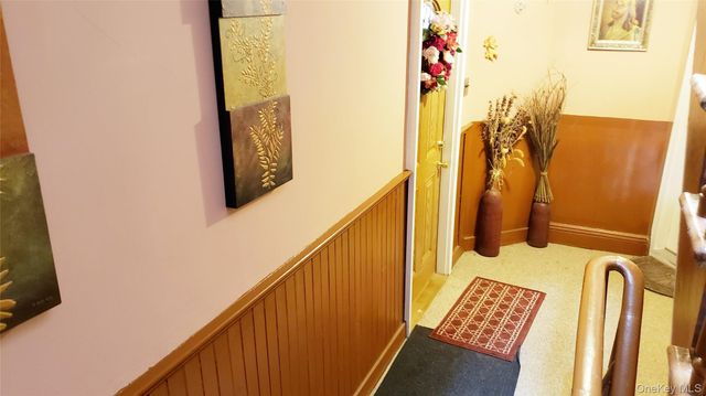 517 51st Avenue, Long Island City, NY 11101