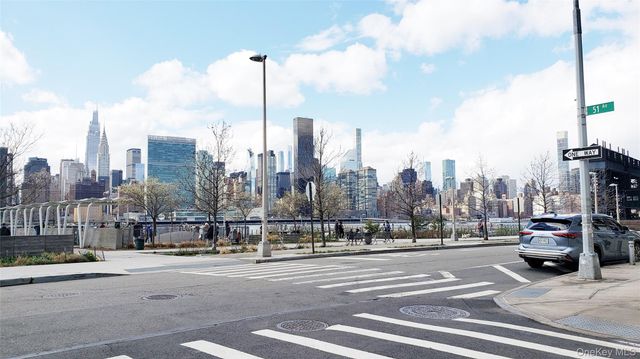 517 51st Avenue, Long Island City, NY 11101