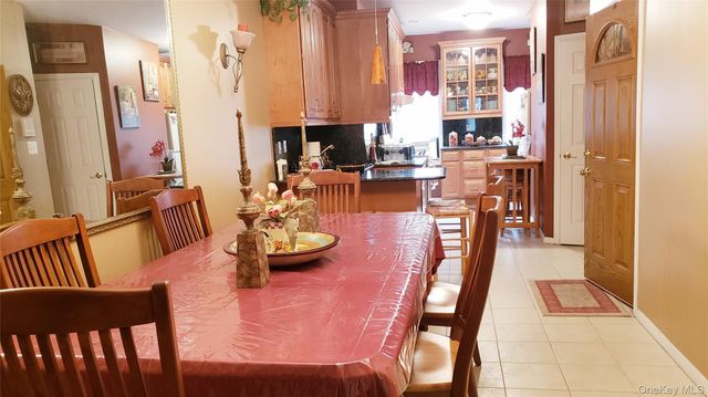 517 51st Avenue, Long Island City, NY 11101