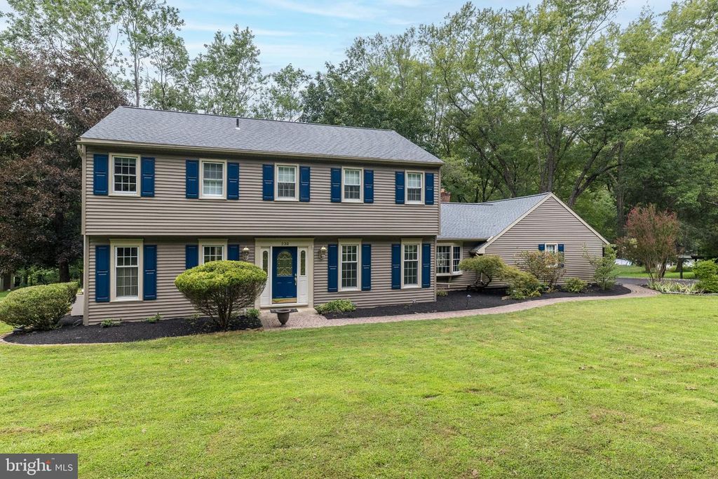 239 SADDLE DR, FURLONG, PA 18925 — photo 2