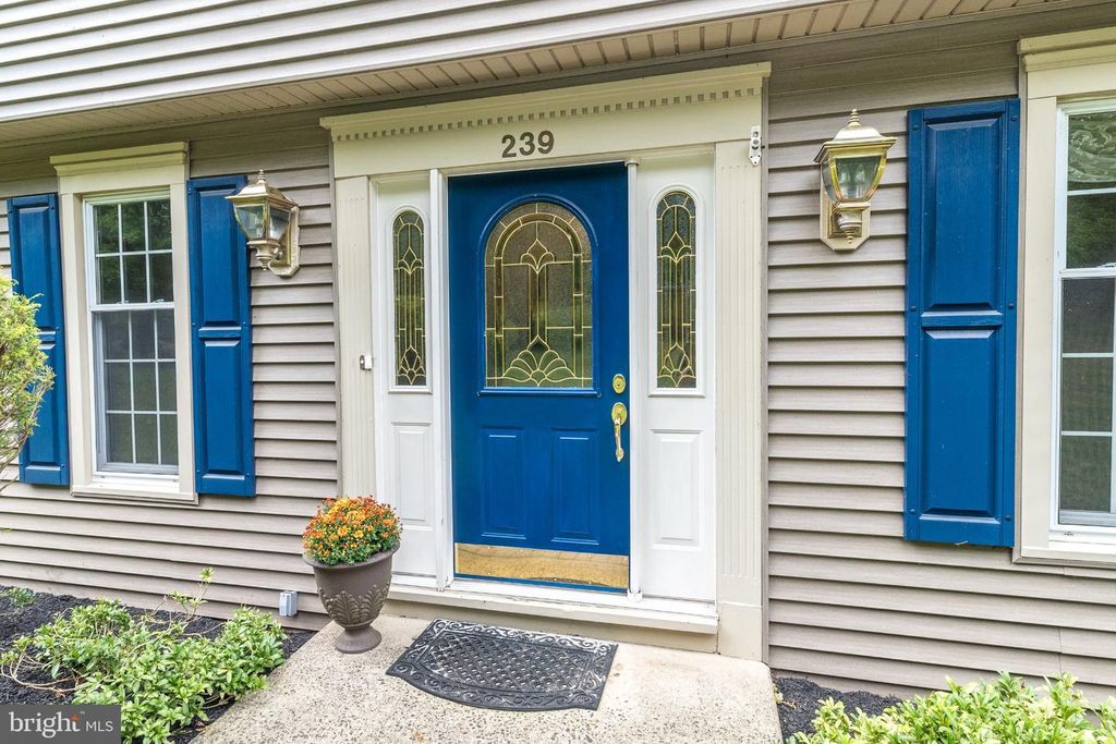239 SADDLE DR, FURLONG, PA 18925 — photo 3