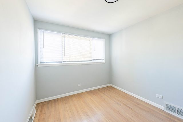 4914 W 32nd Place 2, Cicero, IL 60804