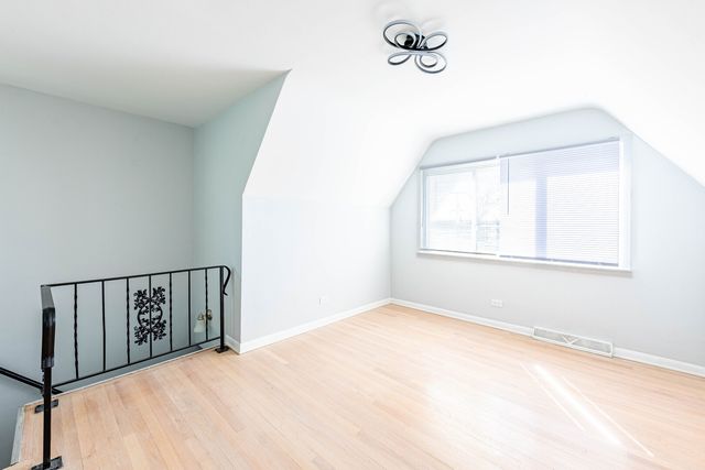 4914 W 32nd Place 2, Cicero, IL 60804