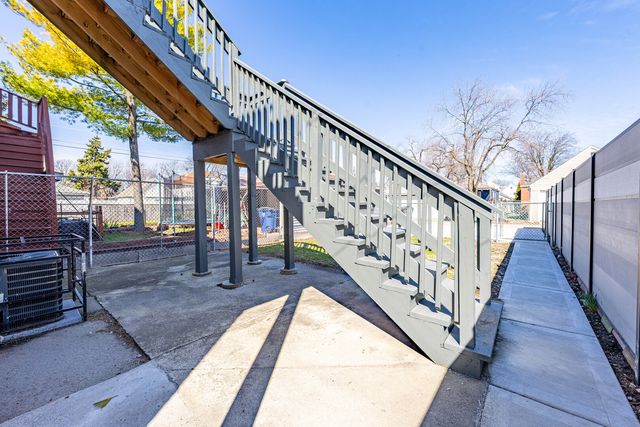 4914 W 32nd Place 2, Cicero, IL 60804