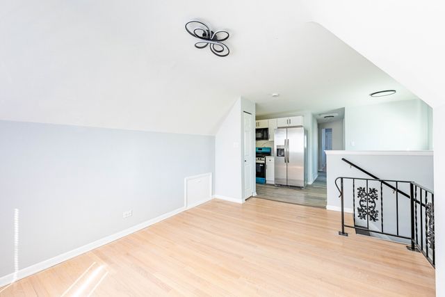 4914 W 32nd Place 2, Cicero, IL 60804