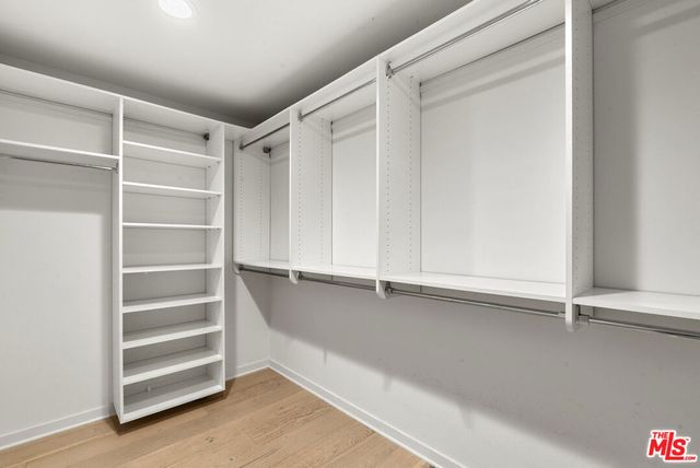 4240 Laurel Canyon Boulevard 105, Studio City, CA 91604