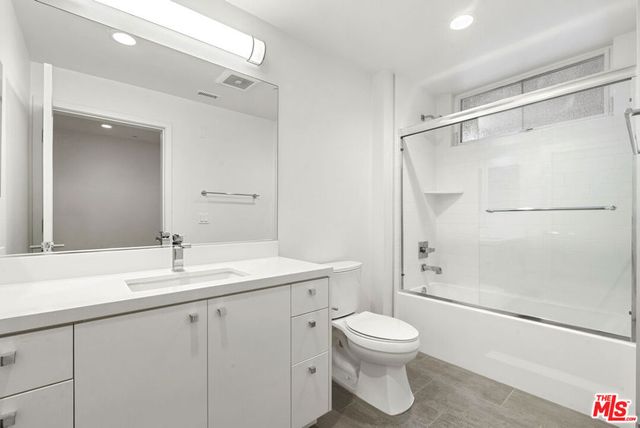 4240 Laurel Canyon Boulevard 105, Studio City, CA 91604