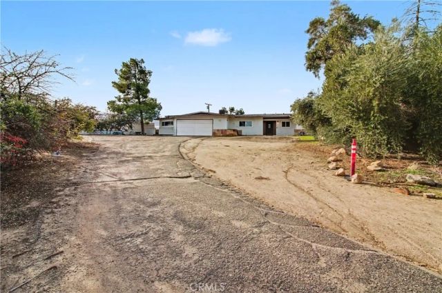 14798 Keota Road, Apple Valley, CA 92307