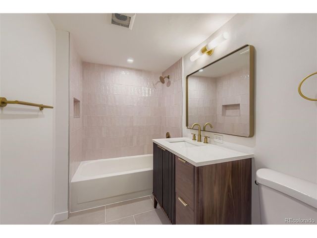 4264 W Radcliff Ave, Denver, CO 80236