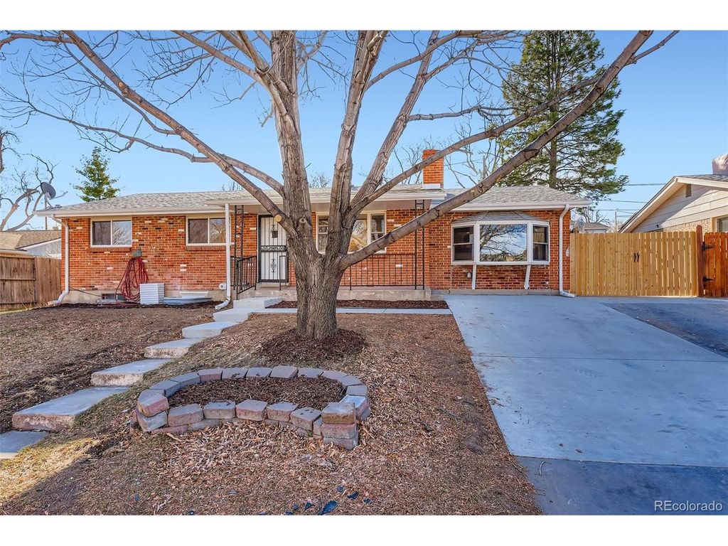 4264 W Radcliff Ave, Denver, CO 80236