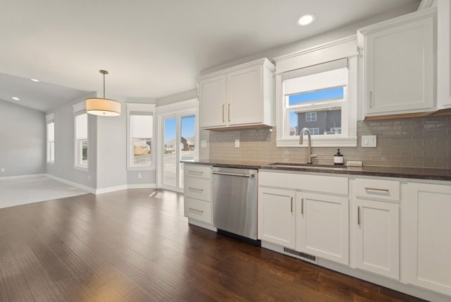 3104 Westwind Drive, Valparaiso, IN 46385