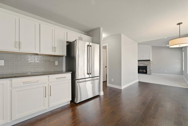 3104 Westwind Drive, Valparaiso, IN 46385