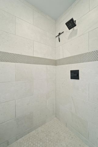 3104 Westwind Drive, Valparaiso, IN 46385