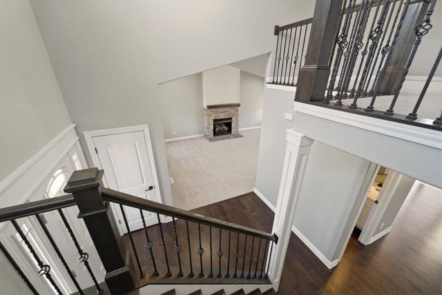 3104 Westwind Drive, Valparaiso, IN 46385