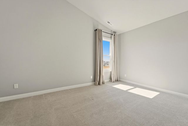 3104 Westwind Drive, Valparaiso, IN 46385